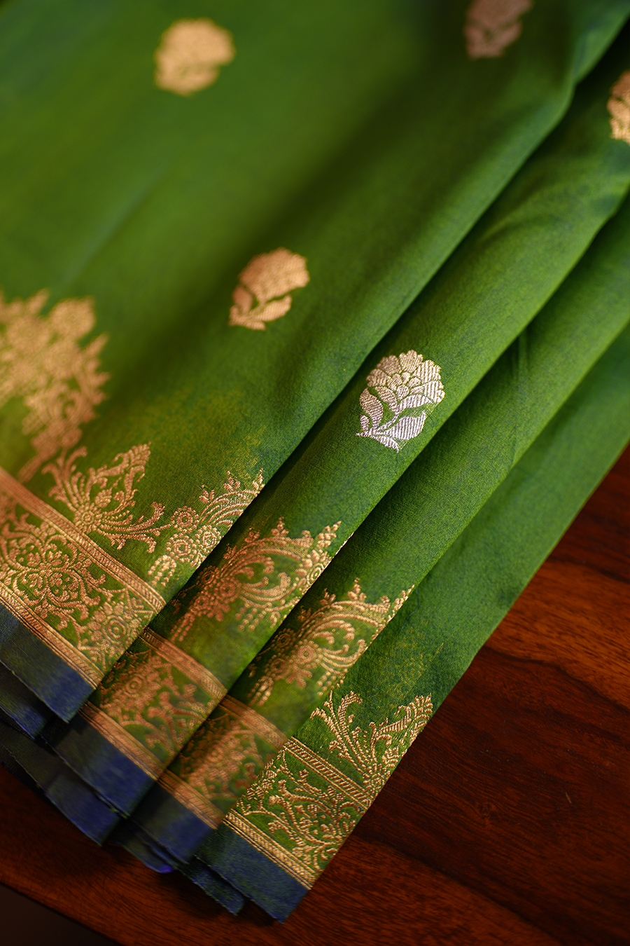 Peacock Dual-Shade Pure Organza Silk Saree — view 2