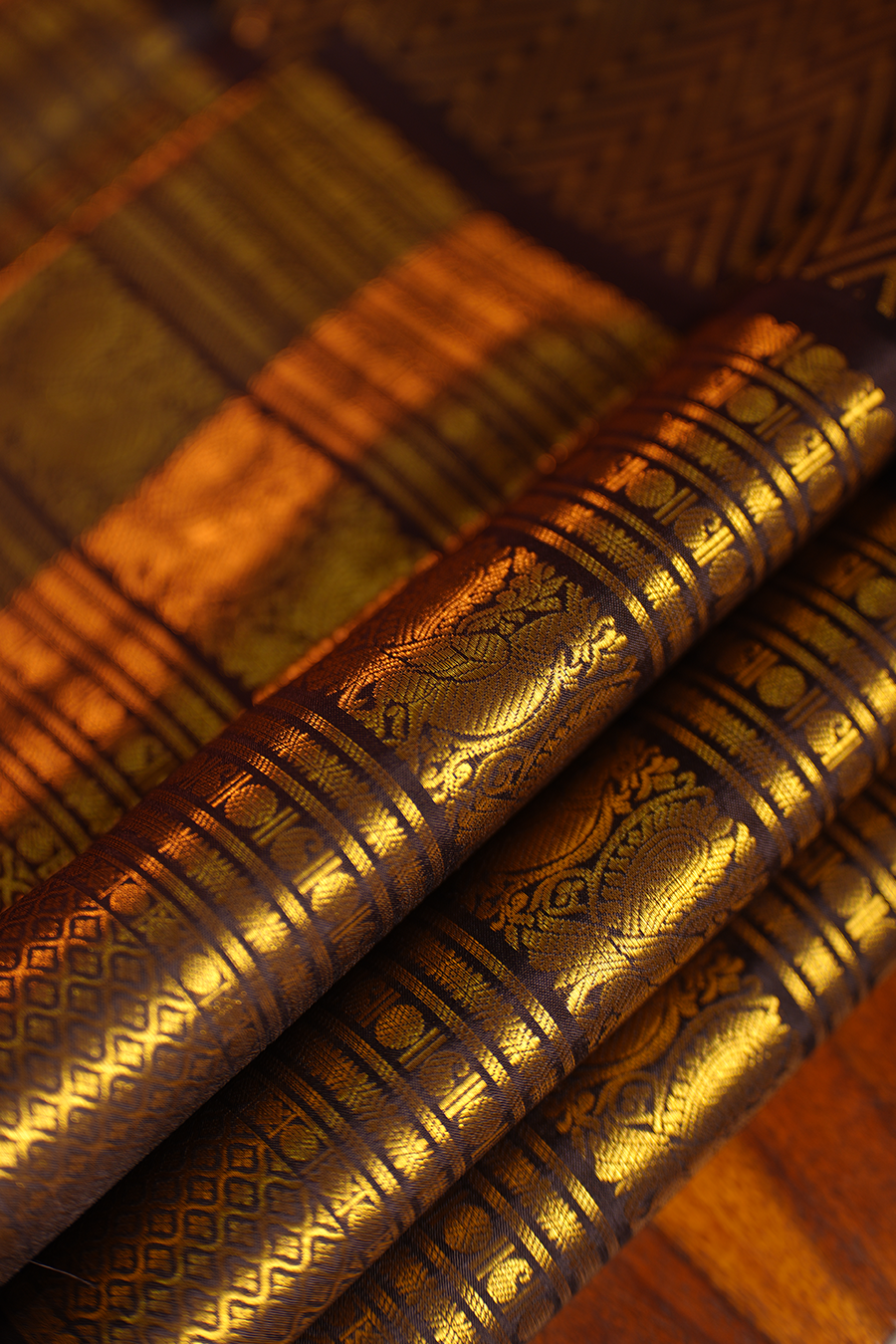Classic Black Pure Kanjivaram Silk Saree — view 2